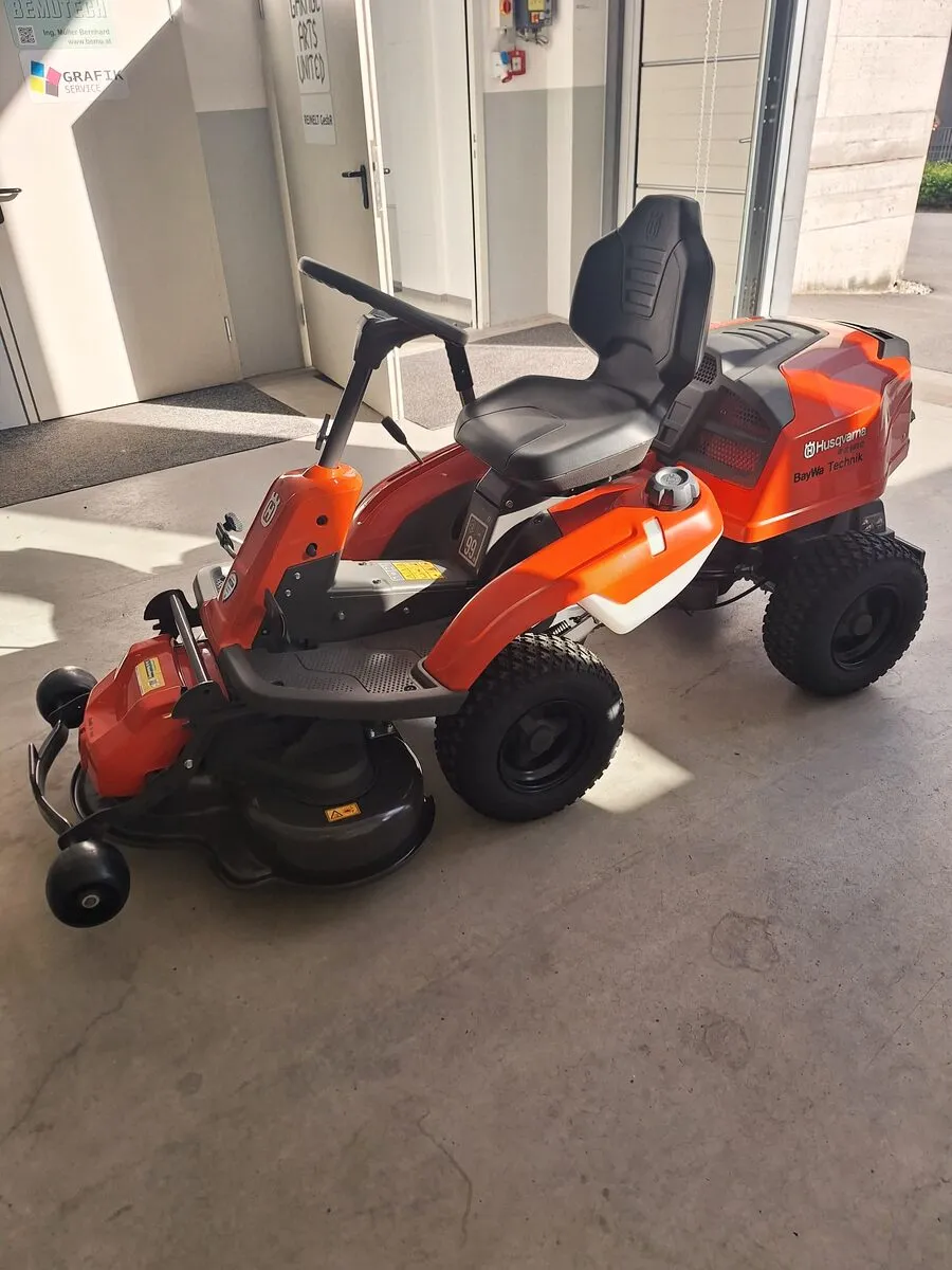 Aufsitzmäher von Husqvarna
